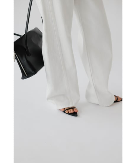 Stitch Wide Jeans _White