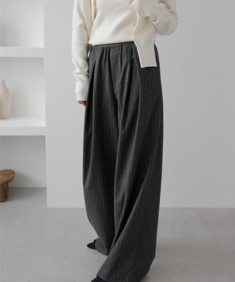 定価4万 AKM STRETCH STRIPE EASY SLACKS Mパンツ 定価4万 AKM STRETCH STRIPE EASY SLACKS Mパンツ 定価4万 AKM STRETCH