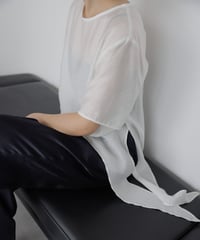 Airy Flow Tops