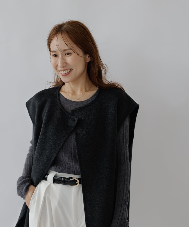 Handmade Wool Gilet_charcoal | Na.e