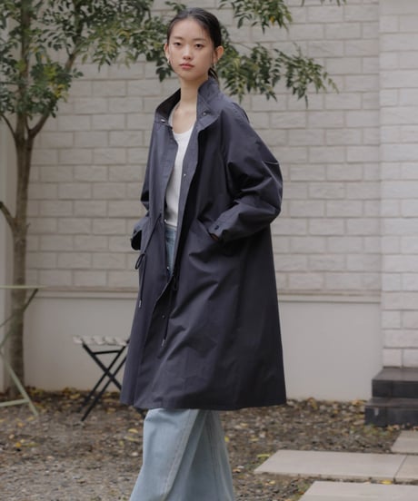 Light Form Coat