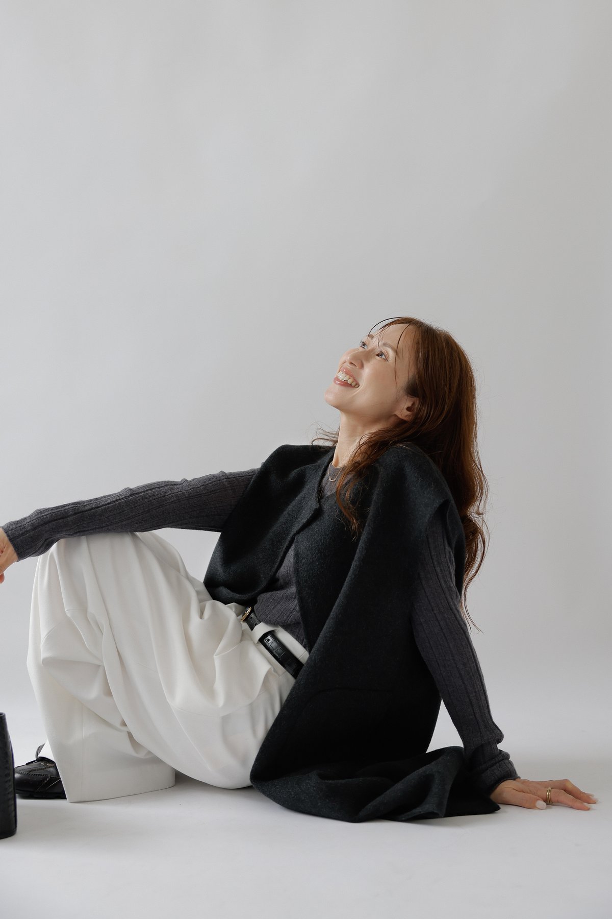 Handmade Wool Gilet_charcoal | Na.e