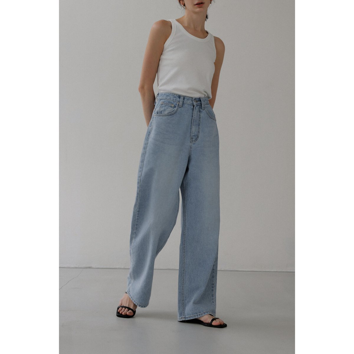 Wide Loose Jeans_Light Blue | Na.e