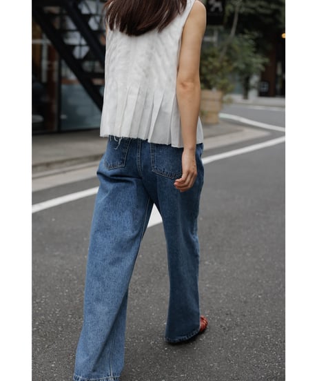 Amore Tuck Blouse