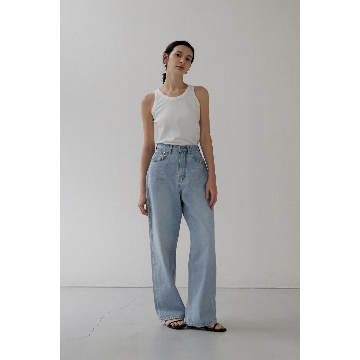 Wide Loose Jeans_Light Blue | Na.e