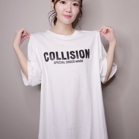 COLLISION 6.2オンスプレミアムTシャツ01