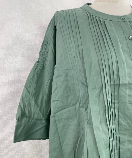 ピンタックブラウス(RE005013-65）