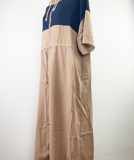 【SAMPLE】フーディーロングZIPワンピース（SA081）