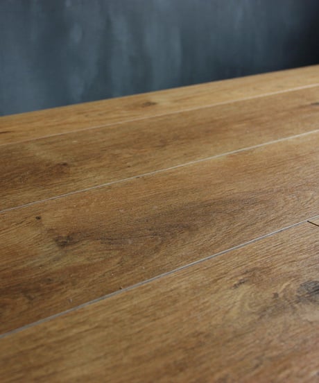 BLA:NC  Millefeuille dining table