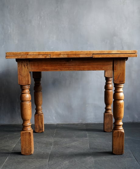 Extension table