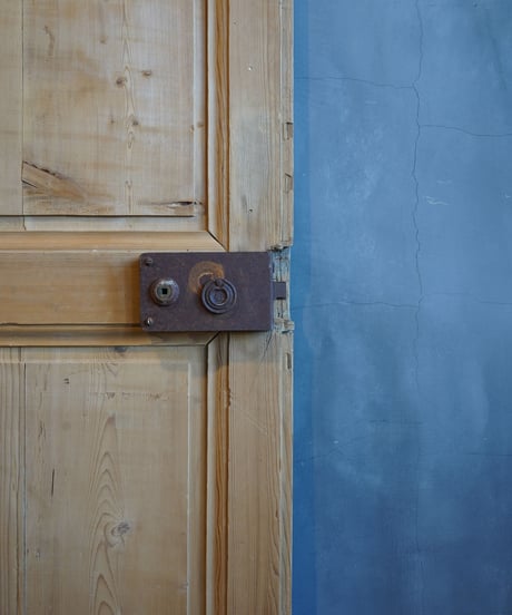 Single door -4-