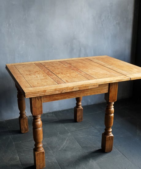 Extension table