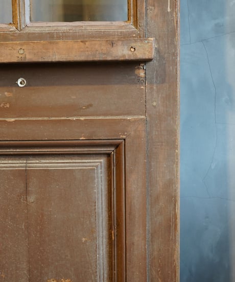 Entrance door