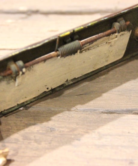 Letter slot