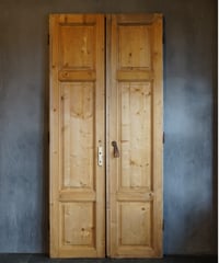 Entrance door
