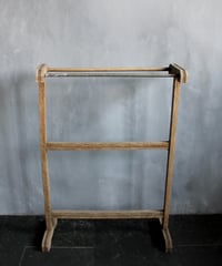 Towel rack