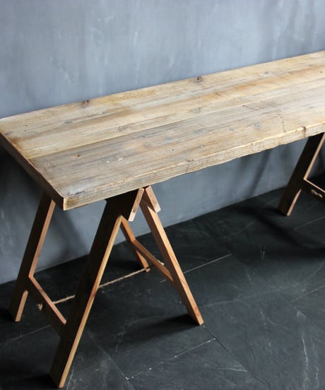 BLA:NC Old wood work table
