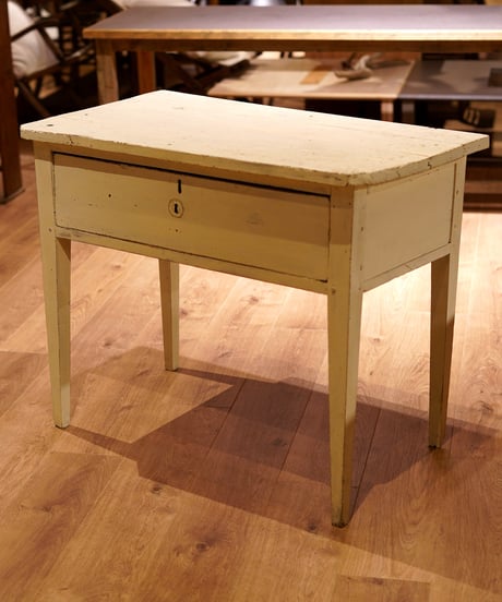 Work table
