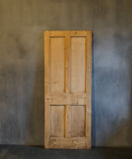 Single door -7-
