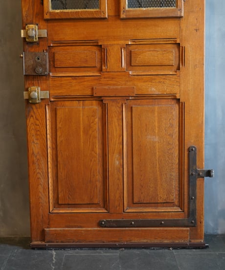 Entrance door