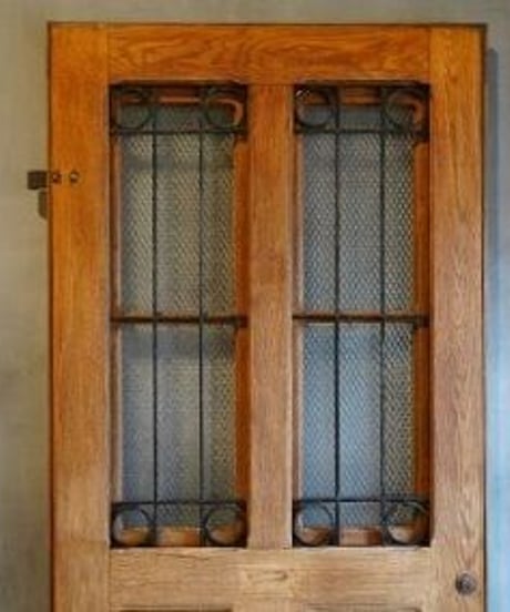 Entrance door
