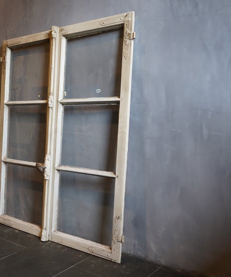 Wood frame window