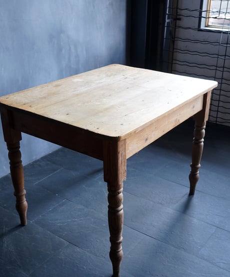 Work table