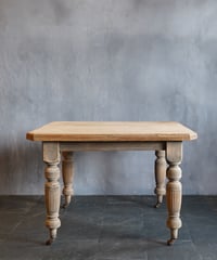 Square table