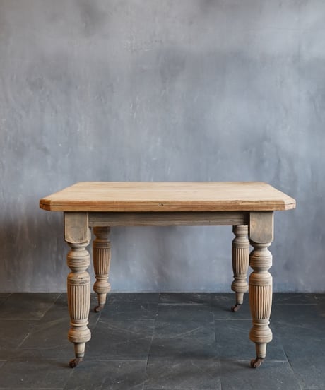 Square table