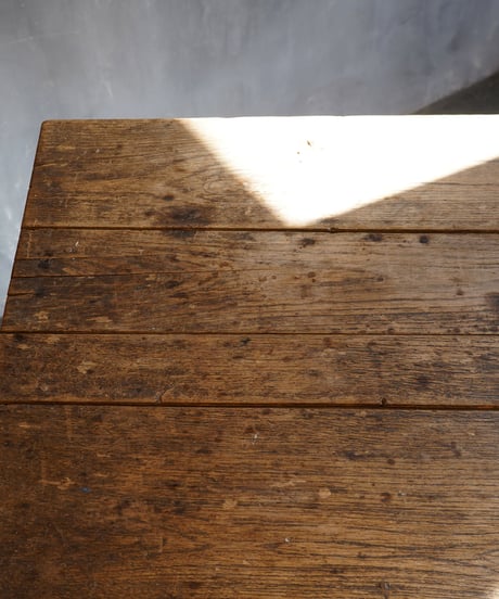 Wood dining table