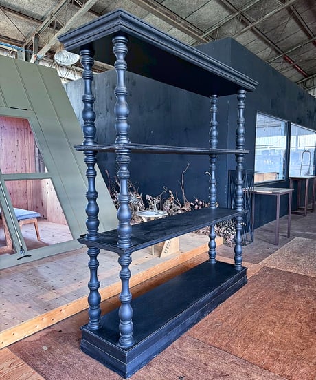 Black paint shelf