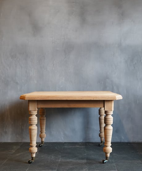 Square table