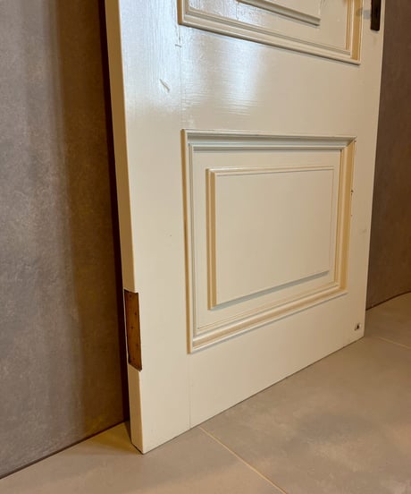 Single door -1-
