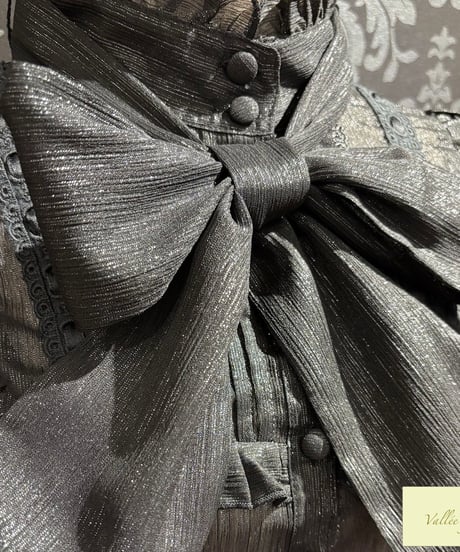 Vallée lys／Ethereal Ribbon Blouse（ブラック）