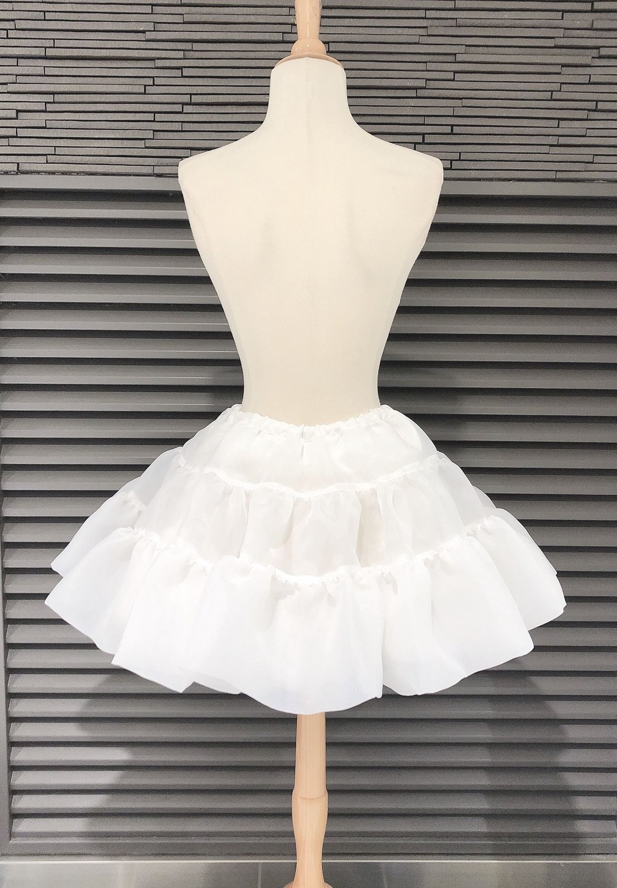 ATELIER PIERROT ホワイト フリル ワンピース ATELIER-PIERROT on X: 