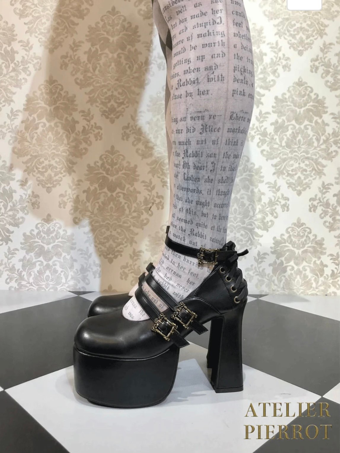 ATELIER-PIERROT／ANTIQUE GOLD FRAME PUMPS | chou