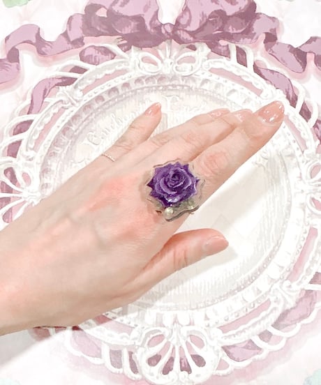 Enchantlic Enchantilly／Dolled Up Ring （薔薇・紫）
