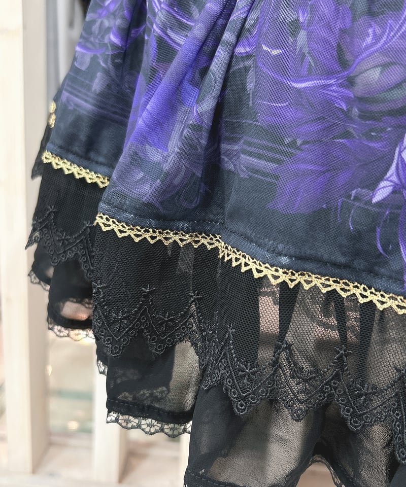 Triple* fortune ／フューネラルフラワースカート（黒×青