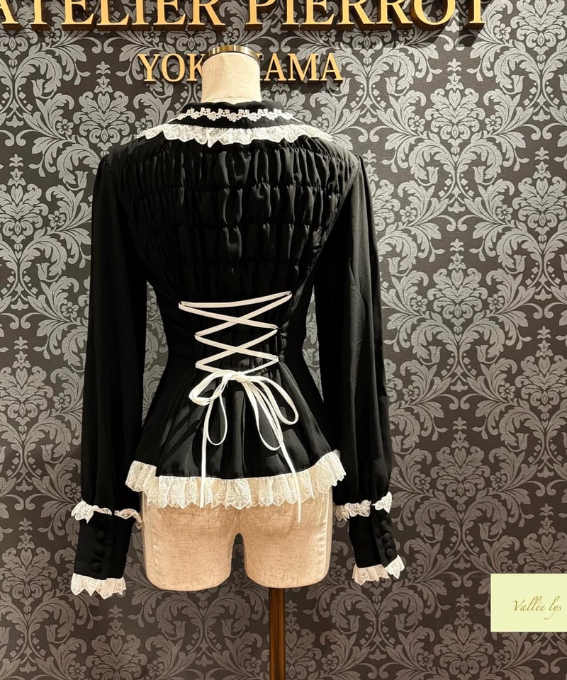 Vallée lys／Dreams Ladder Lace Long Sleeved Blou