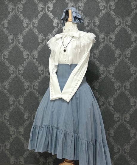 Sheglit／"Noble"クラウンネックレス（ゴールド）ネイビー