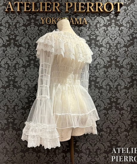 ATELIER-PIERROT／Sheer Off-Shoulder Shirring Blouse（ホワイト）