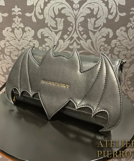 ATELIER-PIERROT／　“Nocturnal Grave” Batwing Wallet Bag（ブラック）