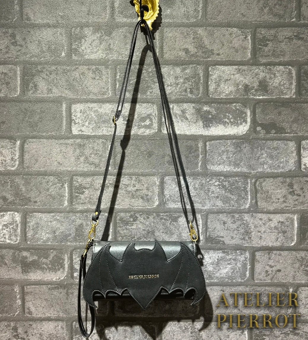 ATELIER-PIERROT／ “Nocturnal Grave” Batwing Wall