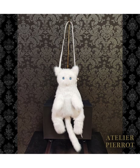 ATELIER-PIERROT／ Noir Neko Shoulder Bag（ホワイト）