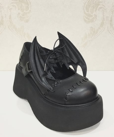 ATELIER-PIERROT／ “Nocturnal Grave” Batwing Mended Shoes (ブラック）S〜XLの4サイズ
