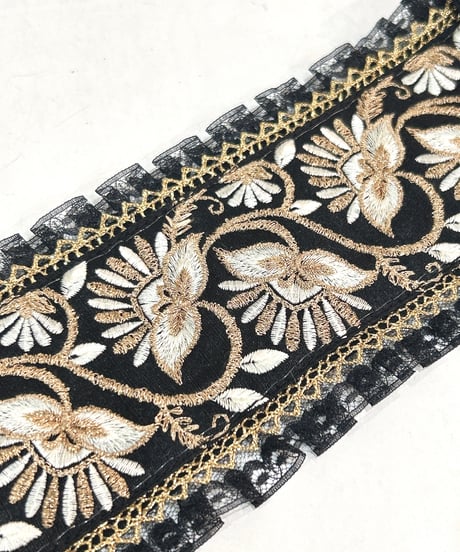 Triple* fortune ／刺繍ヘッドドレス（A）