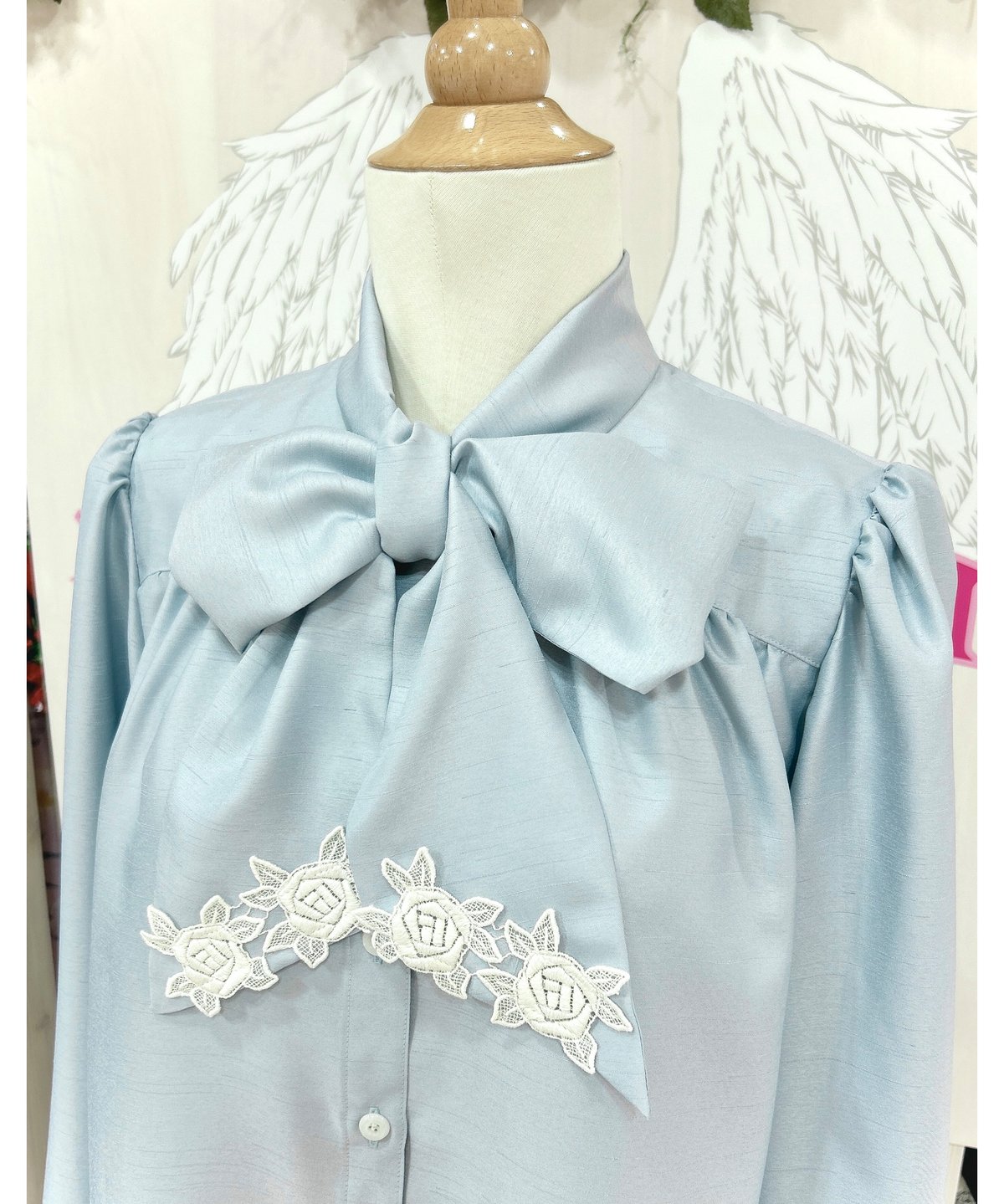 Enchantlic Enchantilly／ノーブルリボンタイブラウス