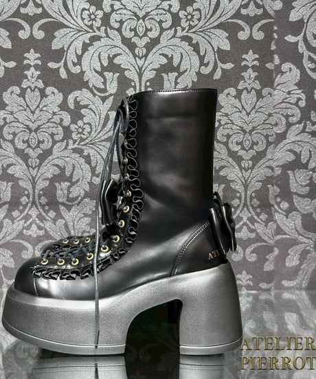 ATELIER-PIERROT／Chunky Frilled Ribbon Boots（ブラック）S〜XLの4サイズ展開