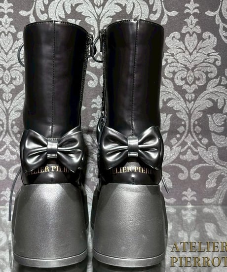 ATELIER-PIERROT／Chunky Frilled Ribbon Boots（ブラック）S〜XLの4サイズ展開