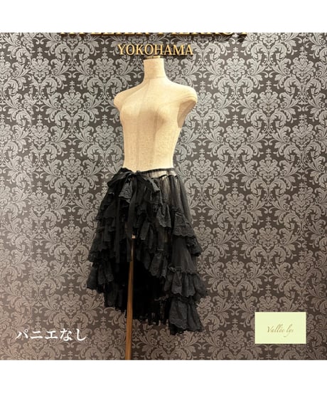 Vallée lys／ Mirage Veil Overskirt　(ブラック)